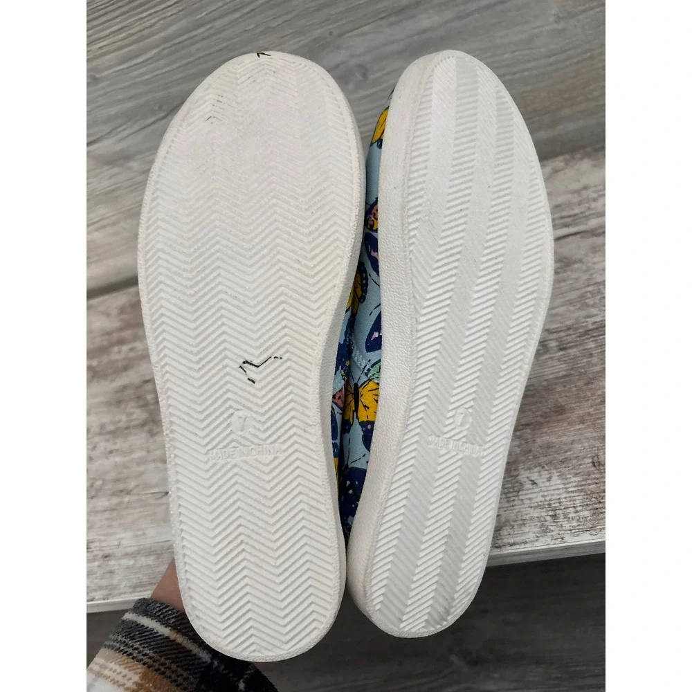 Unbranded canvas low